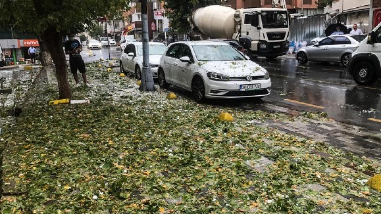 Foto - AKOM'dan son dakika uyarısı: İstanbul'a dolu fırtınası geliyor!