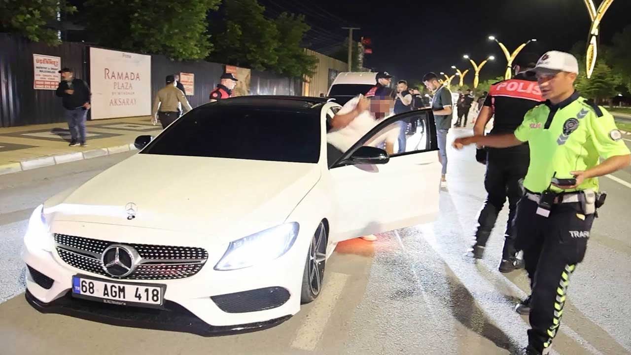 Aksaray'da ehliyetsiz magandaya rekor ceza! Yasal sınırda alkollü yakalanan sürücüye tam 202 bin lira ceza yağdırıldı!