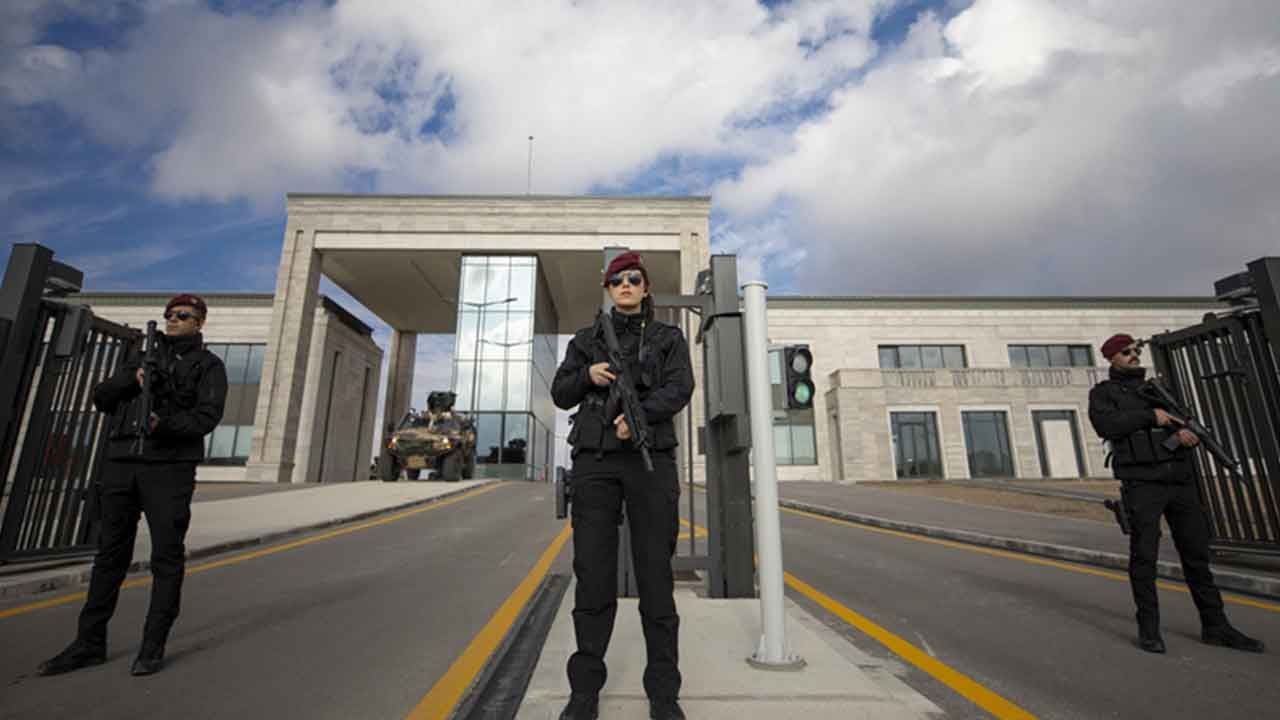 Foto - Al Majalla'nın MİT çıkışı olay: Geri döndüler