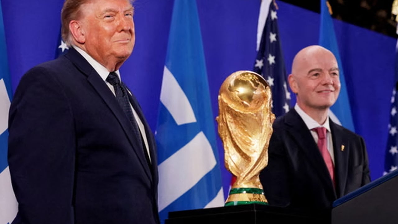 Foto - "Al takke ver külah" diye tam da buna denir... Trump, kırmızı kart cezasını iptal eden FIFA Başkanı Infantino’yu ödüllendiriyor