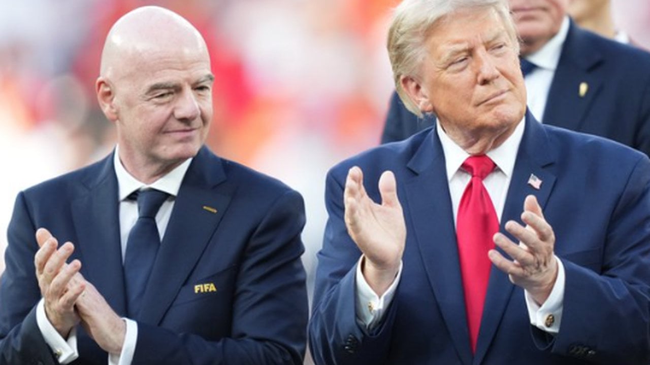 Foto - "Al takke ver külah" diye tam da buna denir... Trump, kırmızı kart cezasını iptal eden FIFA Başkanı Infantino’yu ödüllendiriyor