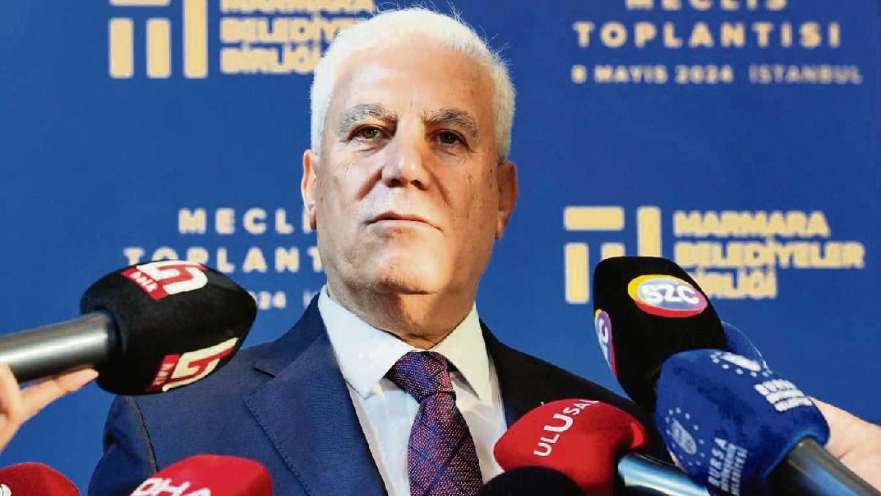 Foto - "Alakam yok" dedi, tapular yatak odasından çıktı! "Bu şirketleri tanımıyorum" savunmasına tapulu yanıt