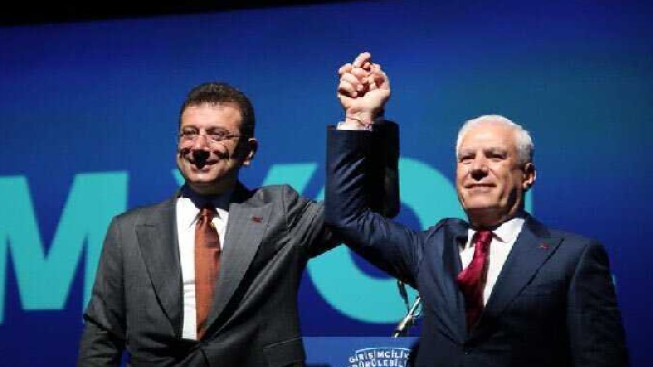 Foto - "Alakam yok" dedi, tapular yatak odasından çıktı! "Bu şirketleri tanımıyorum" savunmasına tapulu yanıt