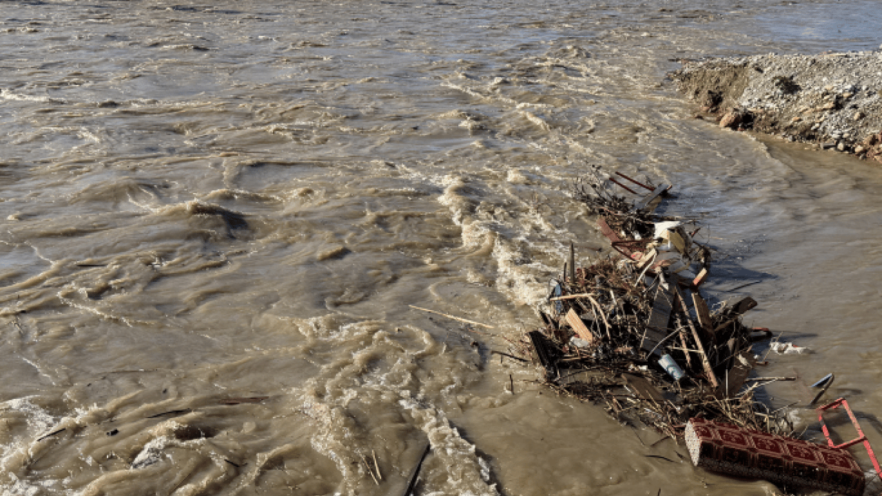 Foto - Alanya’da baraj alarmı! Dim çayı taştı, mahalleler boşaltıldı