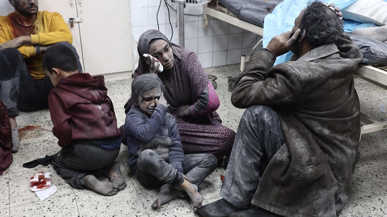 Foto - Alçak Siyonist çocukları talim için hedef yapmış