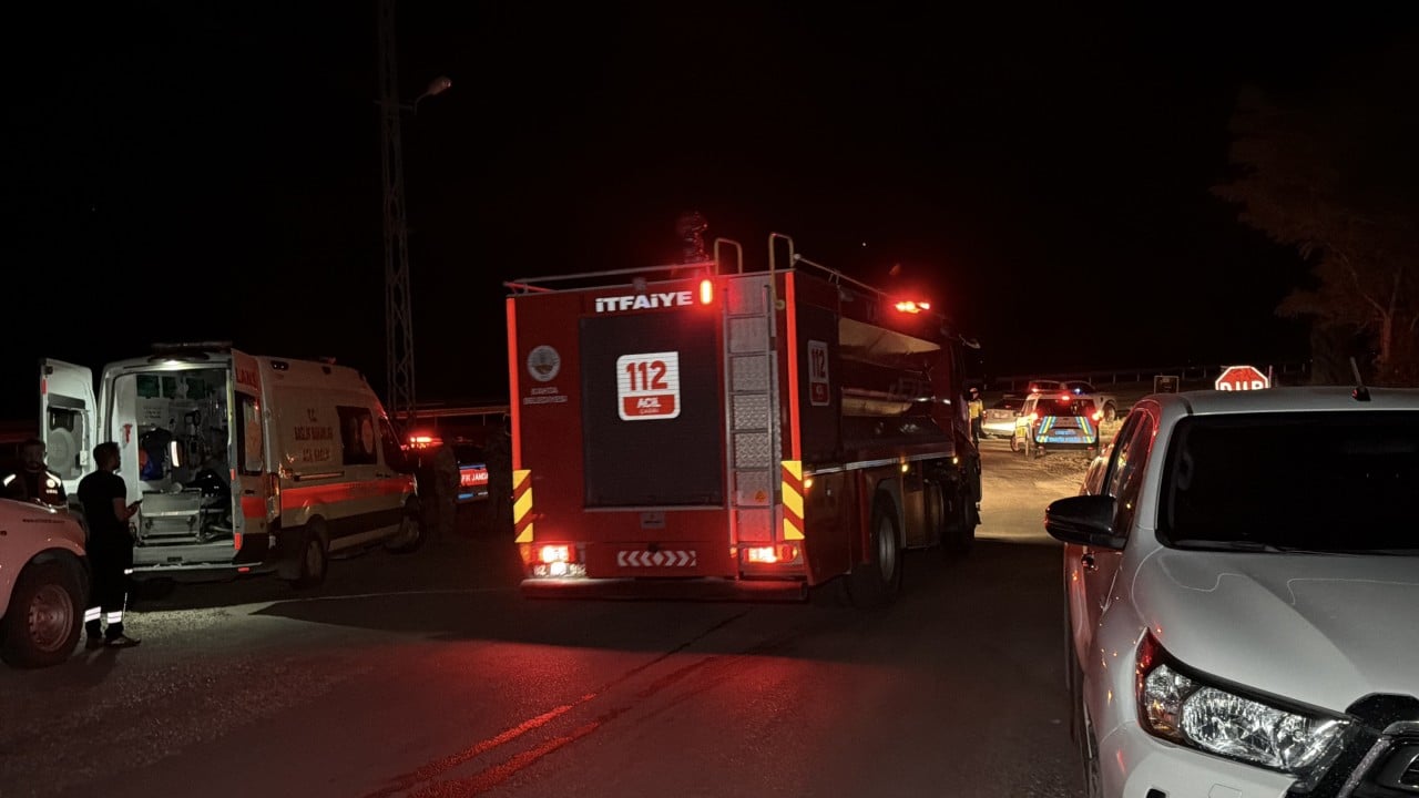 Foto - Ali Dağı’nda korkutan yangını! Geceyi aydınlatan alevler yoğun müdahaleyle söndürüldü