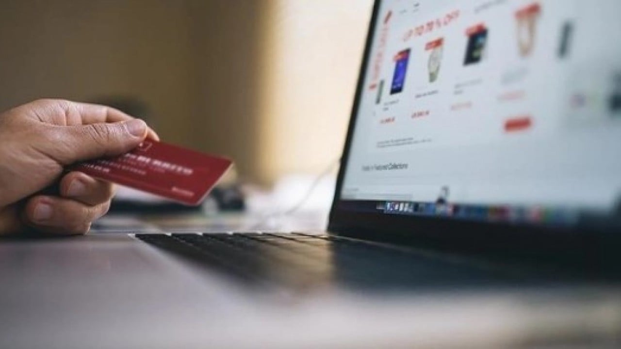 Foto - Alışveriş yaparken tuzaklara dikkat! E-ticaret para basacak