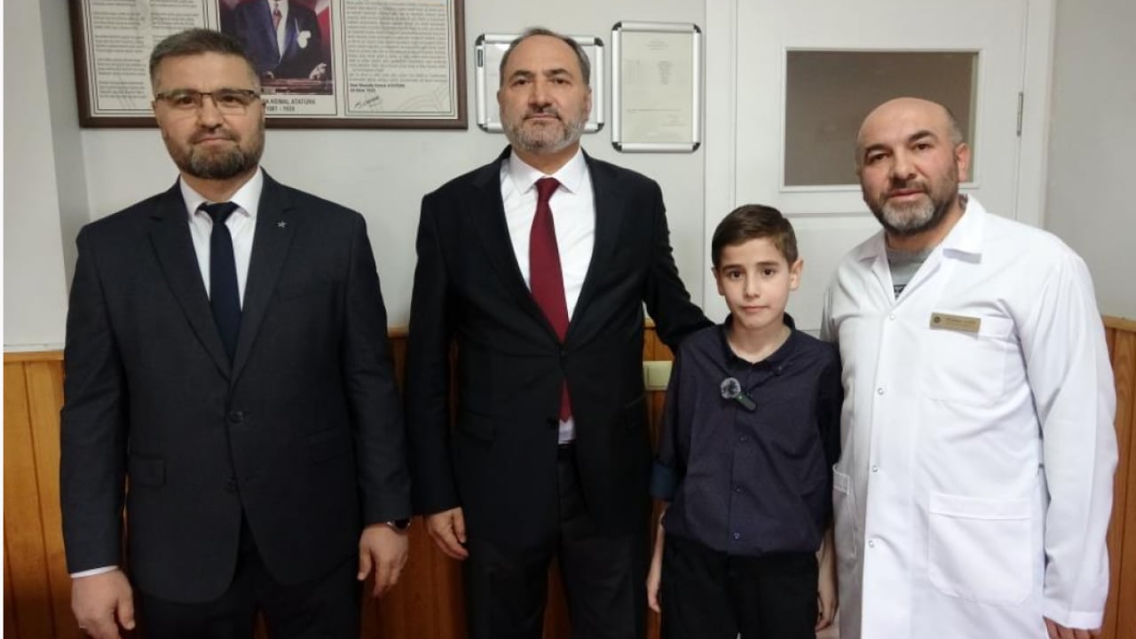 Foto - Allah sayınızı artırsın! 11 yaşındaki Ömer Sabri 8 ayda hafız oldu