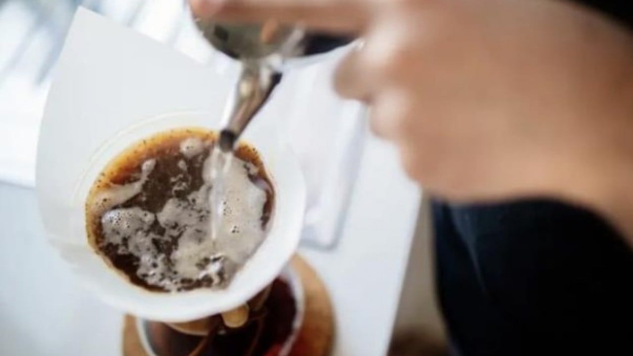 Foto - Almak için sıraya giriyorlar! Bu kahvenin fincanı 42 bin TL