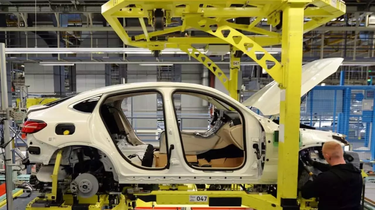 Foto - Alman devi binlerce ünlü dev şirket iflas etti: Otomobil sektöründe krize yenik düştü! 50 bin kişi işsiz kaldı... Çarpıcı açıklama