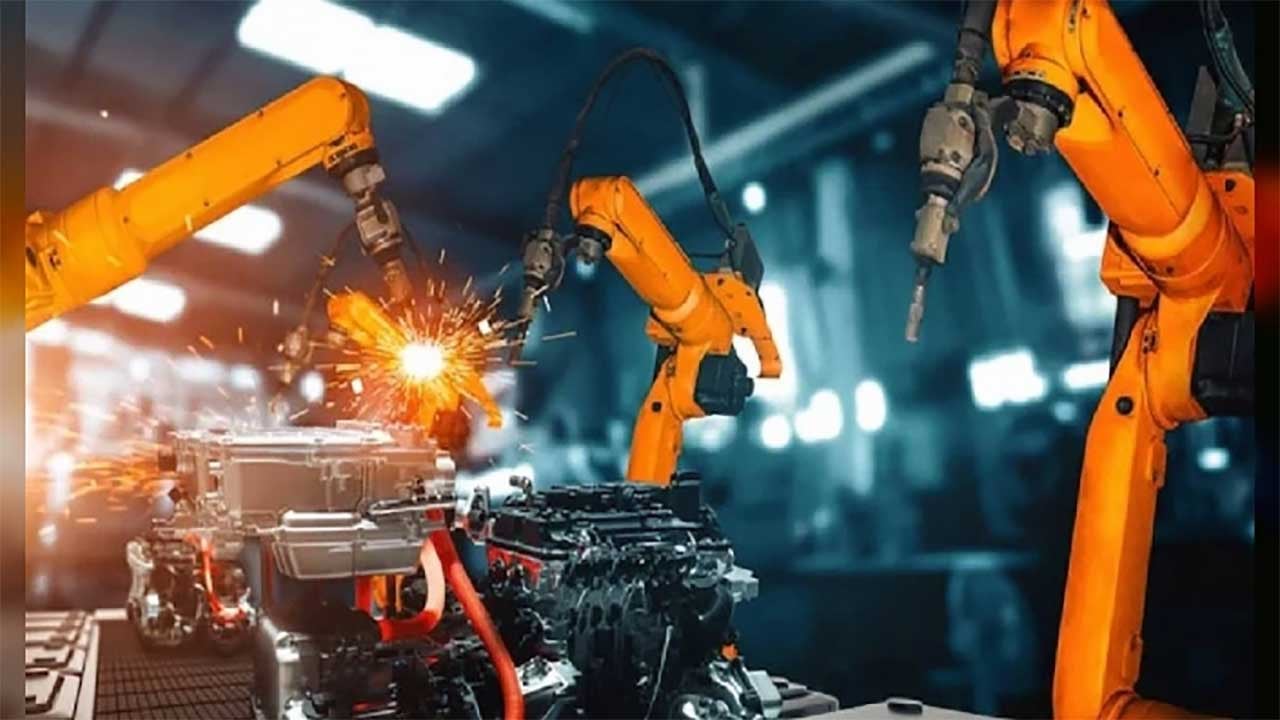 Foto - Alman otomotiv sanayi yerlerde! Lokomotif devrilmek üzere