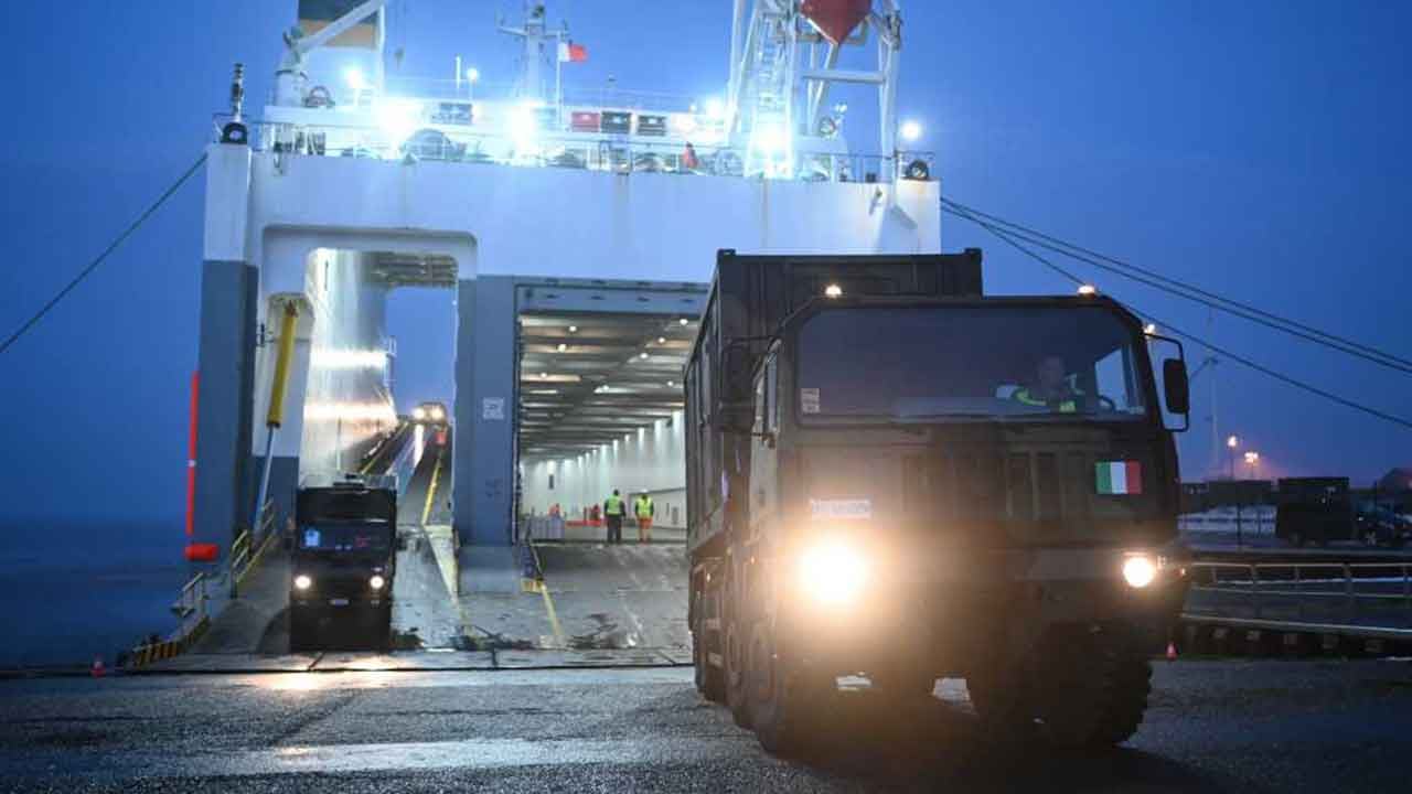 Foto - Almanlar duyurdu: ABD yerine 1500 Türk askeri bölgeye gemilerle geldi ama limana yanaşamadı