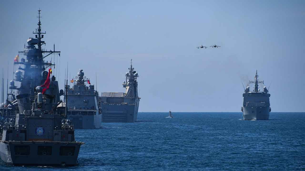 Almanlar duyurdu: ABD yerine 1500 Türk askeri bölgeye gemilerle geldi ama limana yanaşamadı