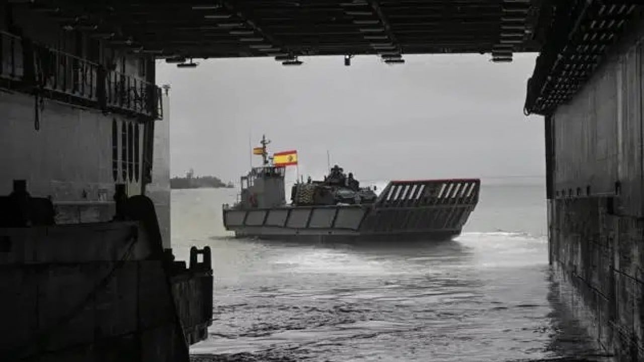 Foto - Almanlar duyurdu: ABD yerine 1500 Türk askeri bölgeye gemilerle geldi ama limana yanaşamadı