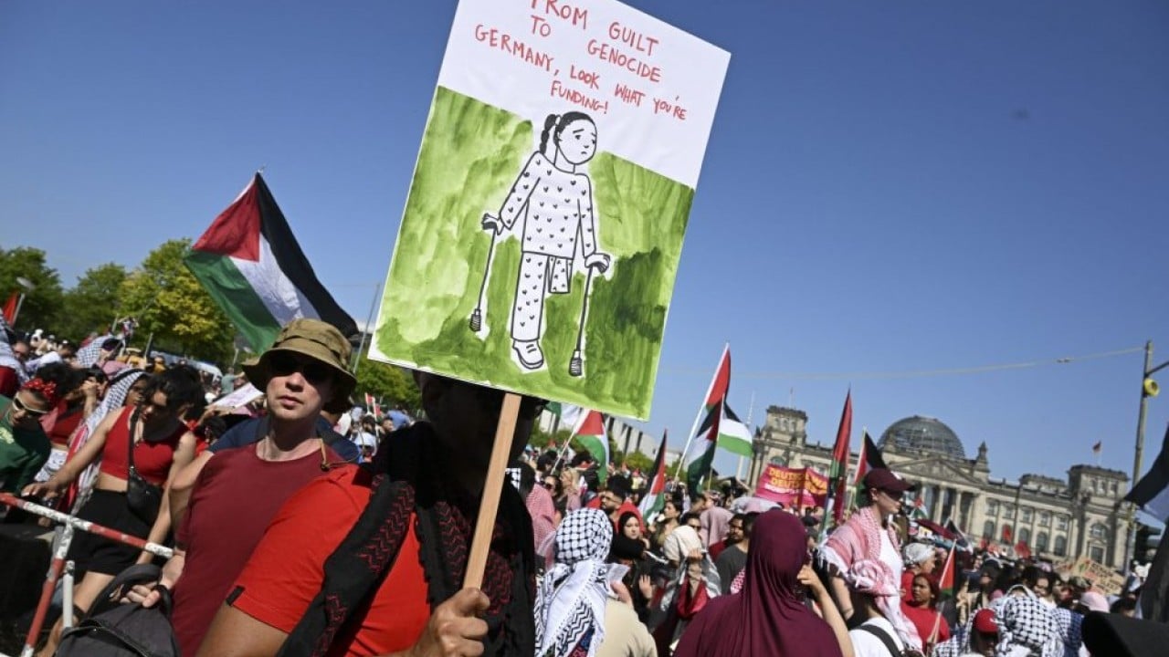 Foto - Almanlar 'siyoniste' karşı