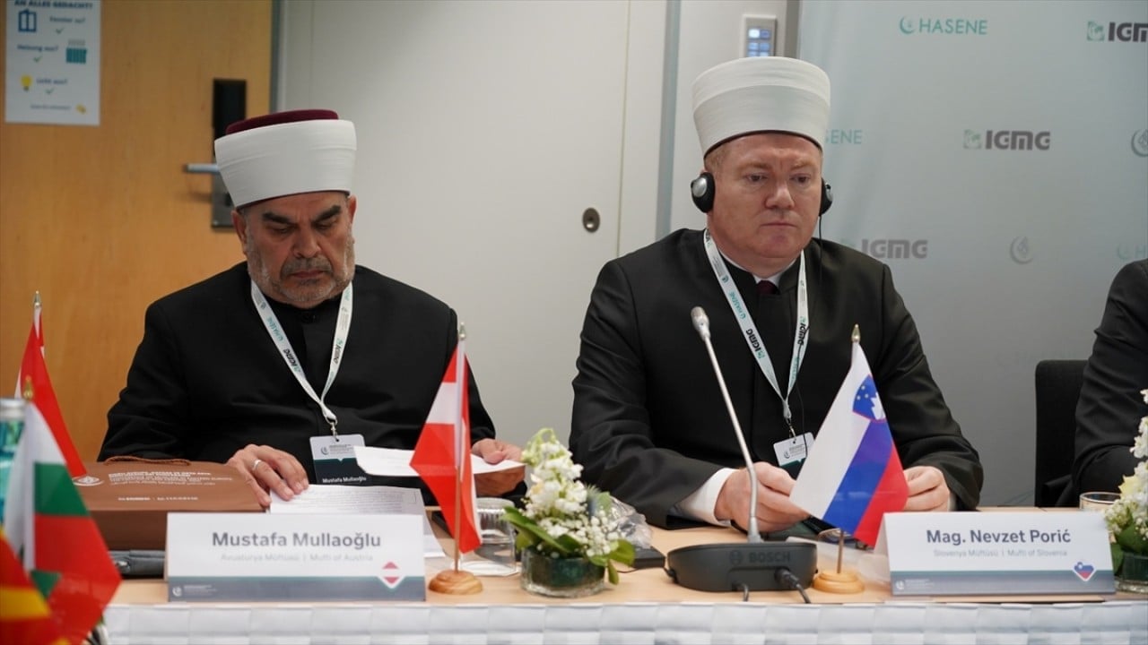 Foto - Almanya'da bir araya geldiler Müslümanlar tek yumruk