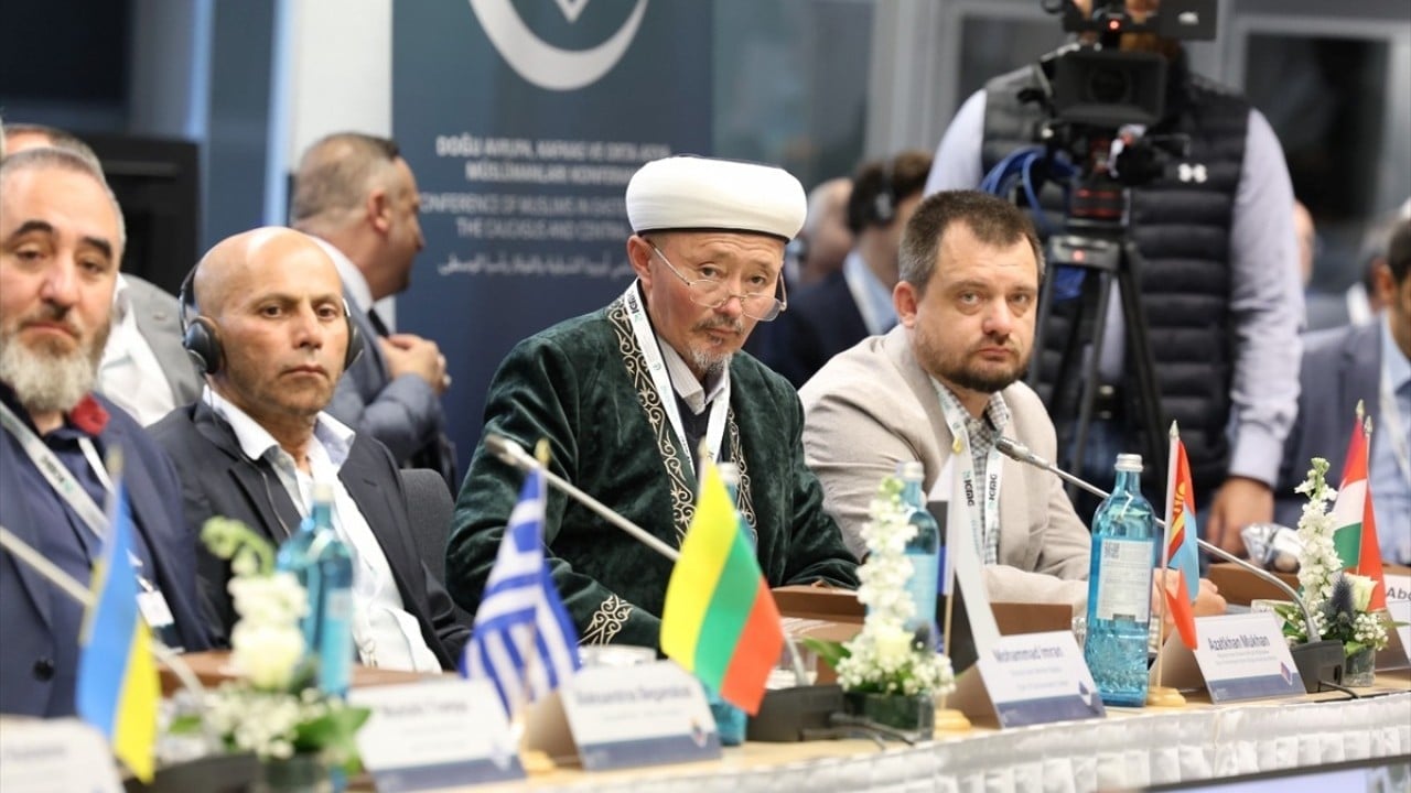 Foto - Almanya'da bir araya geldiler Müslümanlar tek yumruk