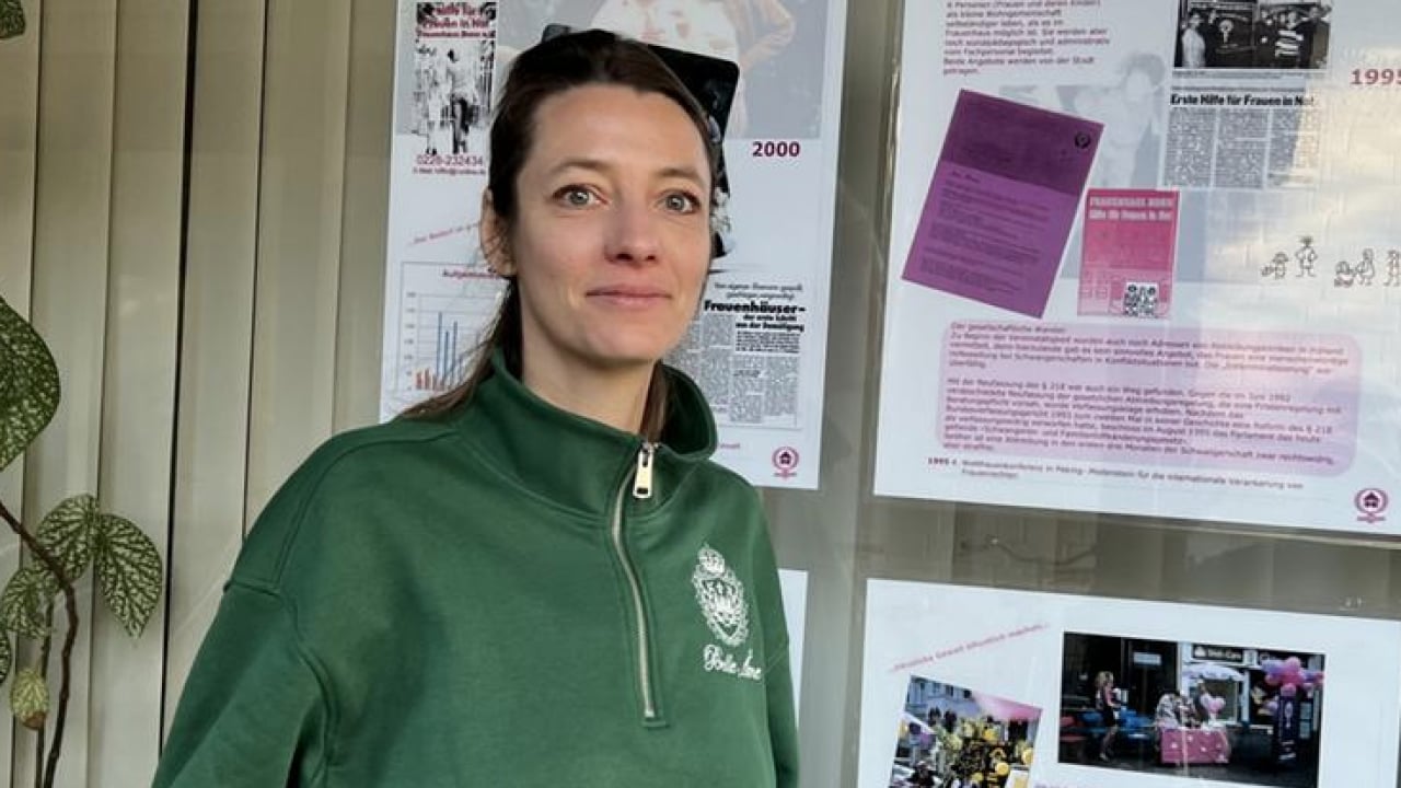 Foto - Almanya'da kadına karşı şiddet! Olay sözler: Sığınma evleri yetersiz! Vatandaşlar isyan etti, kadın şiddeti ''pes' dedirtti