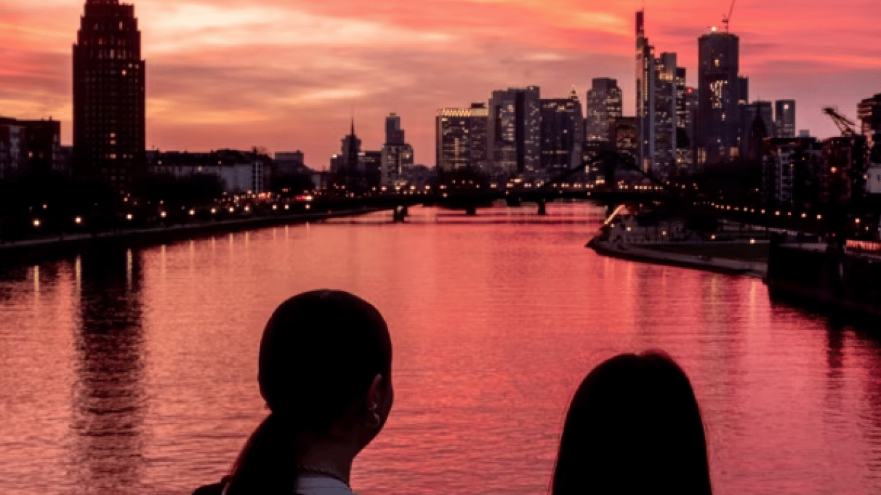 Foto - Almanya'da kadına karşı şiddet! Olay sözler: Sığınma evleri yetersiz! Vatandaşlar isyan etti, kadın şiddeti ''pes' dedirtti