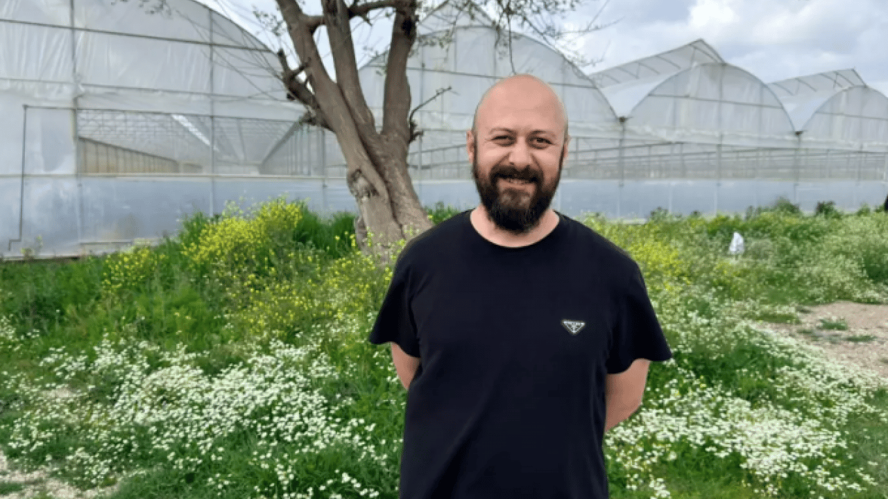 Foto - Almanya'da öğrendi Türkiye'de hayata geçirdi! Topraksız üretime başladı!