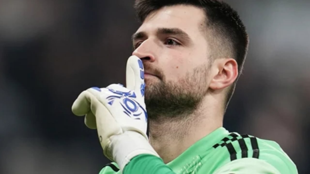 Foto - Almanya'dan olay çıkarma! Beşiktaş'ın eldivenine talip oldular ve... 