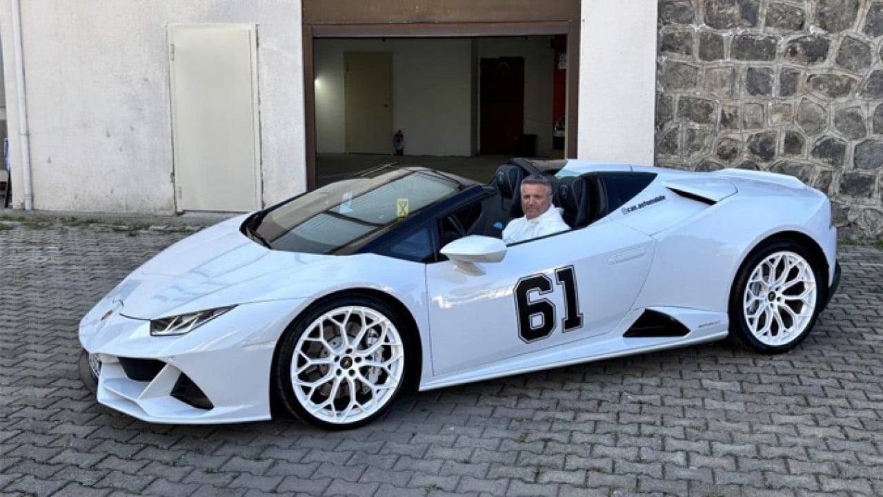Foto - Almanya’dan Trabzon'a Lamborghini ile geldi! Köyde ilgi odağı oldu