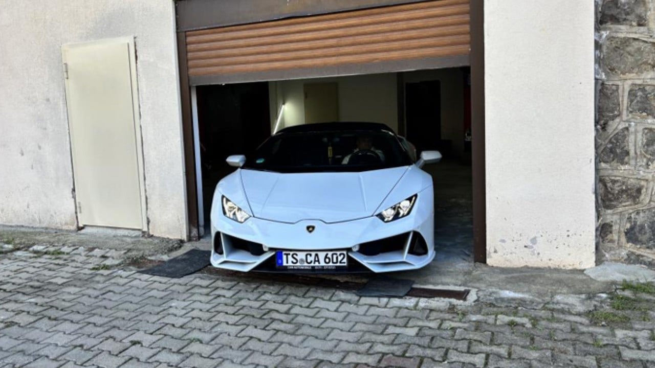 Foto - Almanya’dan Trabzon'a Lamborghini ile geldi! Köyde ilgi odağı oldu