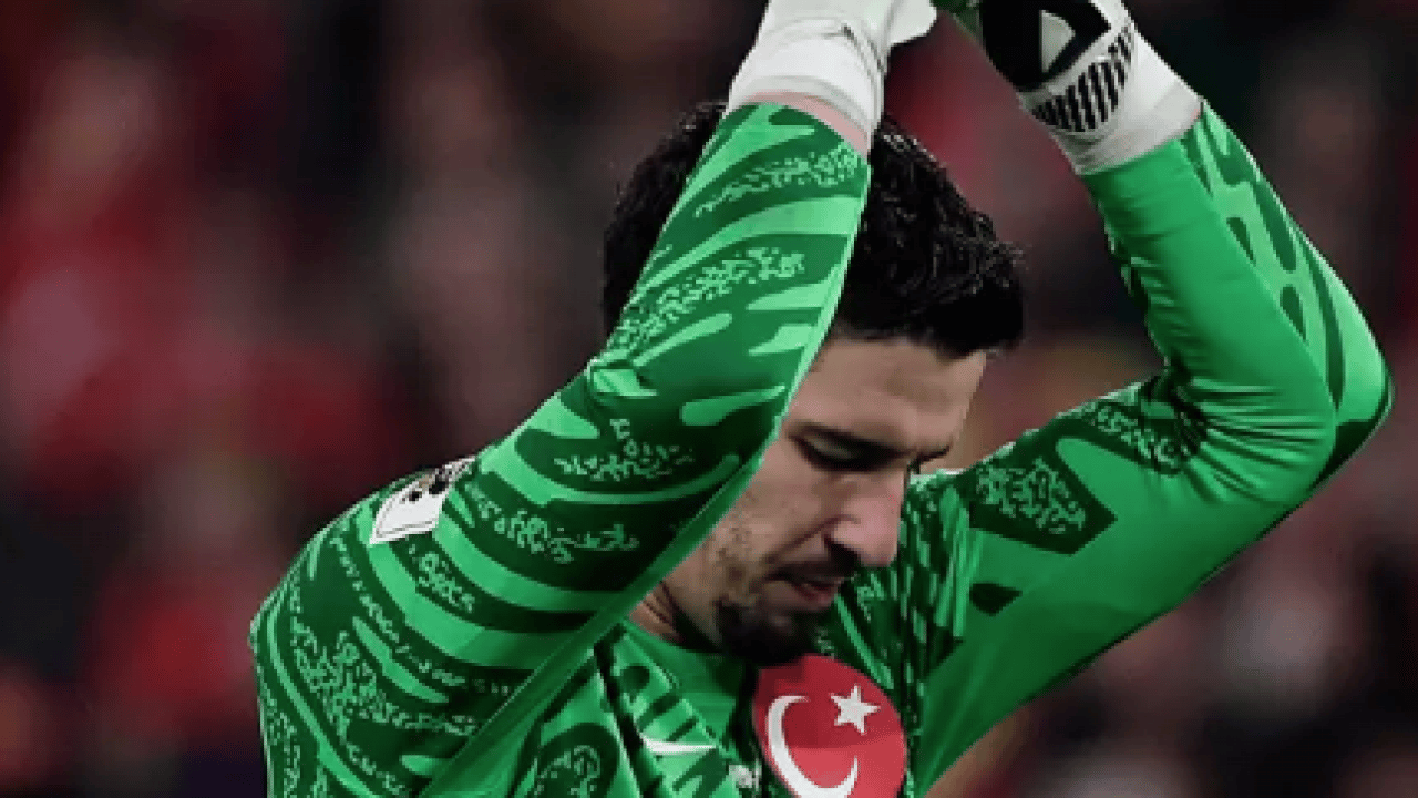 Altay Bayındır beklenirken bambaşka kaleci! Kara Kartal'ın '1 numaralı' bombası