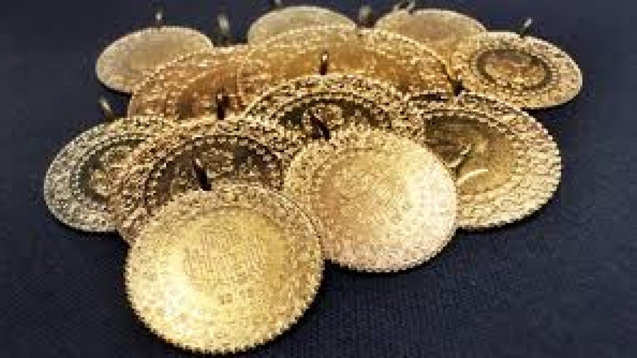 Foto - Altın fiyatları 2025 yıl sonunda düşecek mi, yükselecek mi? Gram altın ne kadar olacak? Altın yatırımı için hangi strateji izlenmeli?