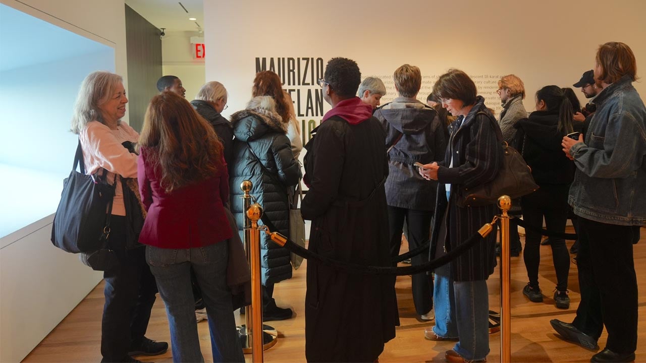 Foto - Altın klozet sahneye çıkıyor: Cattelan’ın ‘America’sı bugün 10 milyon dolarla açık artırmada