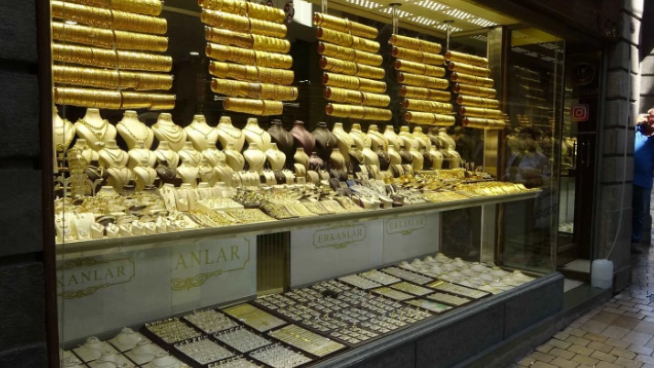 Foto - Altın ve gümüşte hedef yükseldi! İslam Memiş'ten 2026 için çarpıcı tahminler