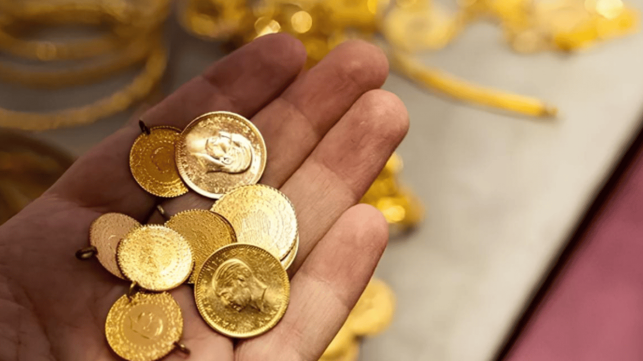 Foto - Altın yatırımcısına soğuk duş: Düşüş eğilimi bugün de devam ediyor! İşte güncel çeyrek ve cumhuriyet fiyatları