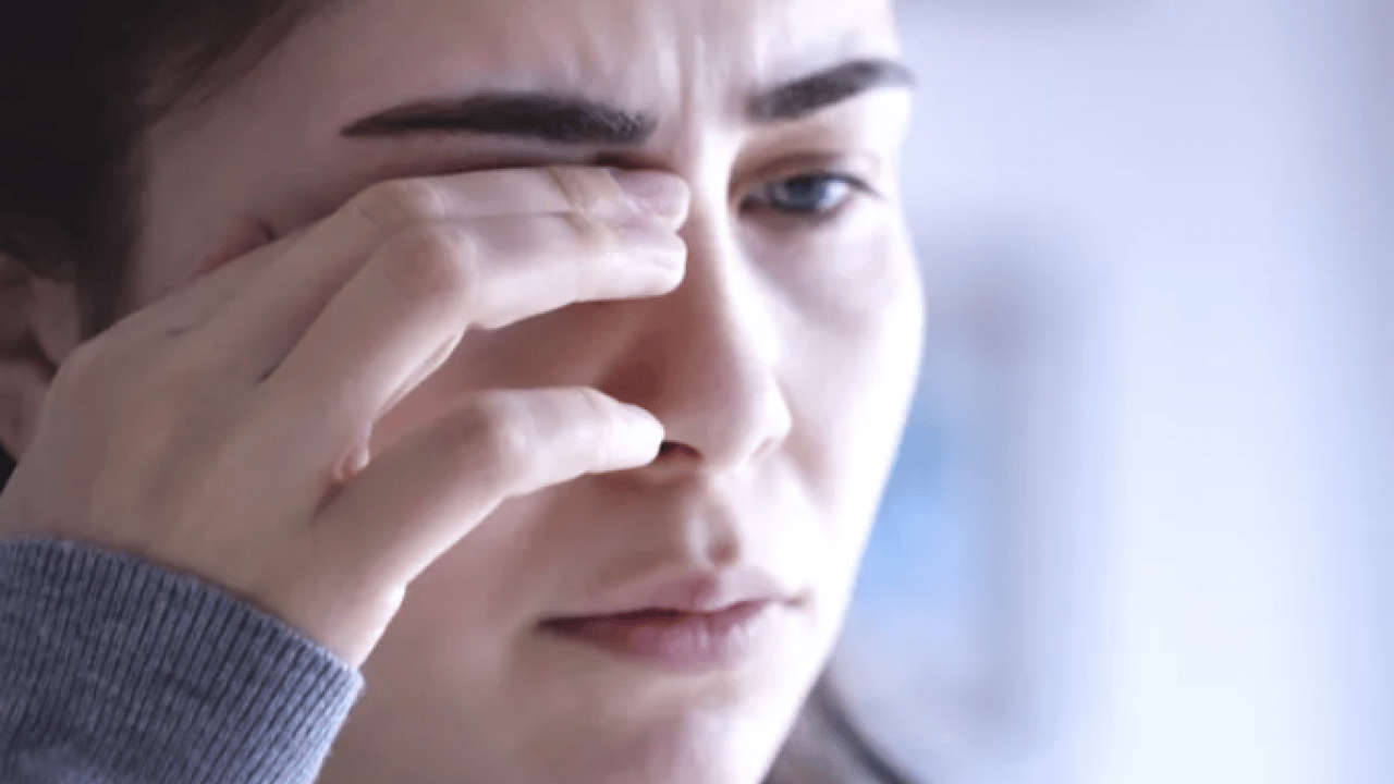 Altında başka nedenler olabilir! Sürekli gözünüz kaşınıyorsa dikkat