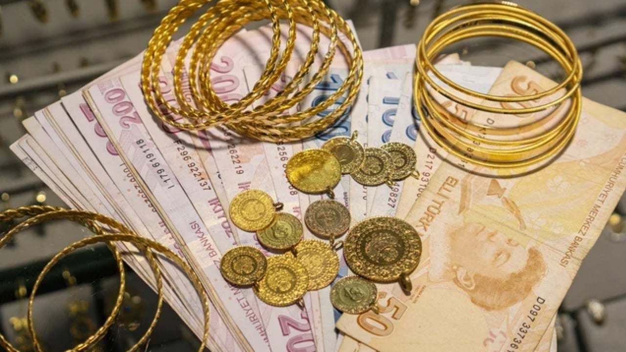 Foto - Altında yön aşağı döndü: Gram, çeyrek ve cumhuriyet ne kadar oldu?