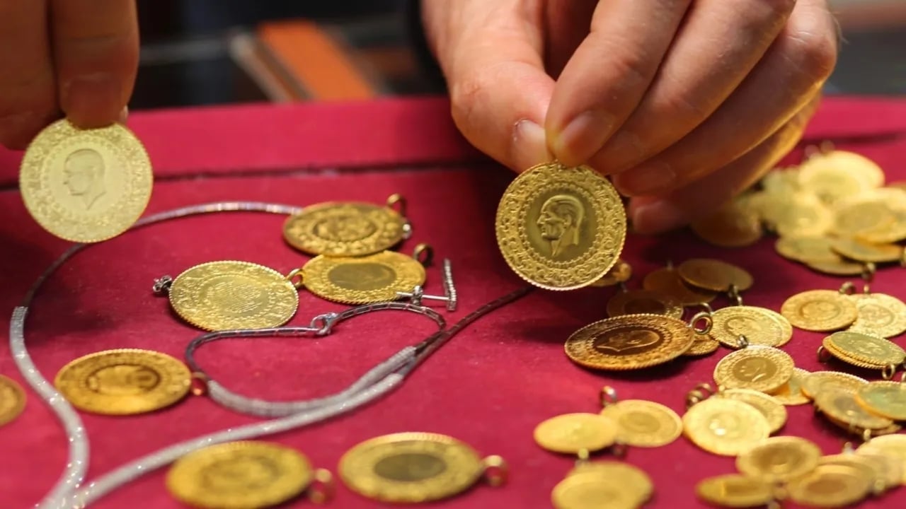 Foto - Altını kuyumcudan mı bankadan mı almak daha mantıklı? İslam Memiş’ten ters köşe yapan çıkış: "Ben olsaydım..." diyerek açıkladı