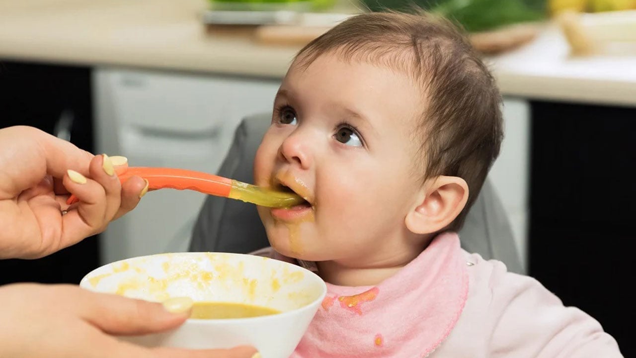 Foto - Aman bunları sakın yapmayın! Ek gıdada yapılan hata yıllarca sürüyor