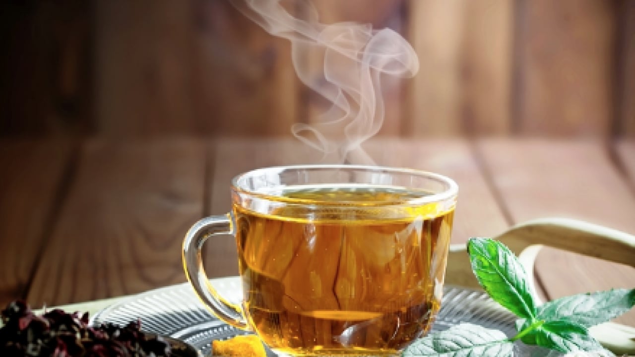 Aman dikkat artık: Süper ikili için dikkat çeken yorum: Çay ve kahve demir emilimini azaltabilir...