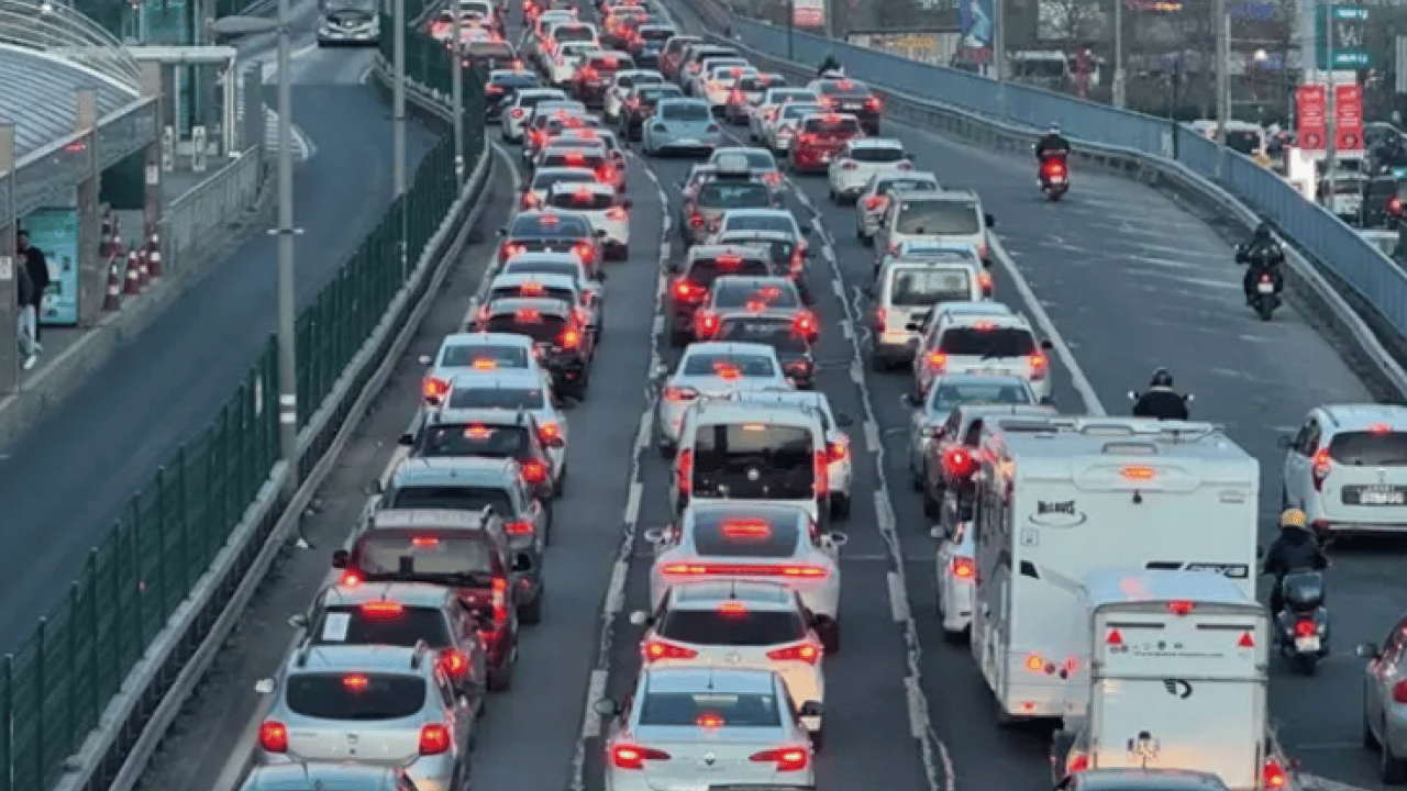 Aman dikkat! Bunu yaptırmazsanız aracınız bağlanabilir