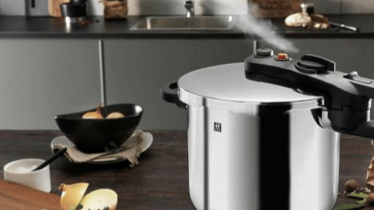 Foto - Aman dikkat diyelim: Düdüklü tencere neden patlar? Küçük ihmaller mutfağı yıkabilir