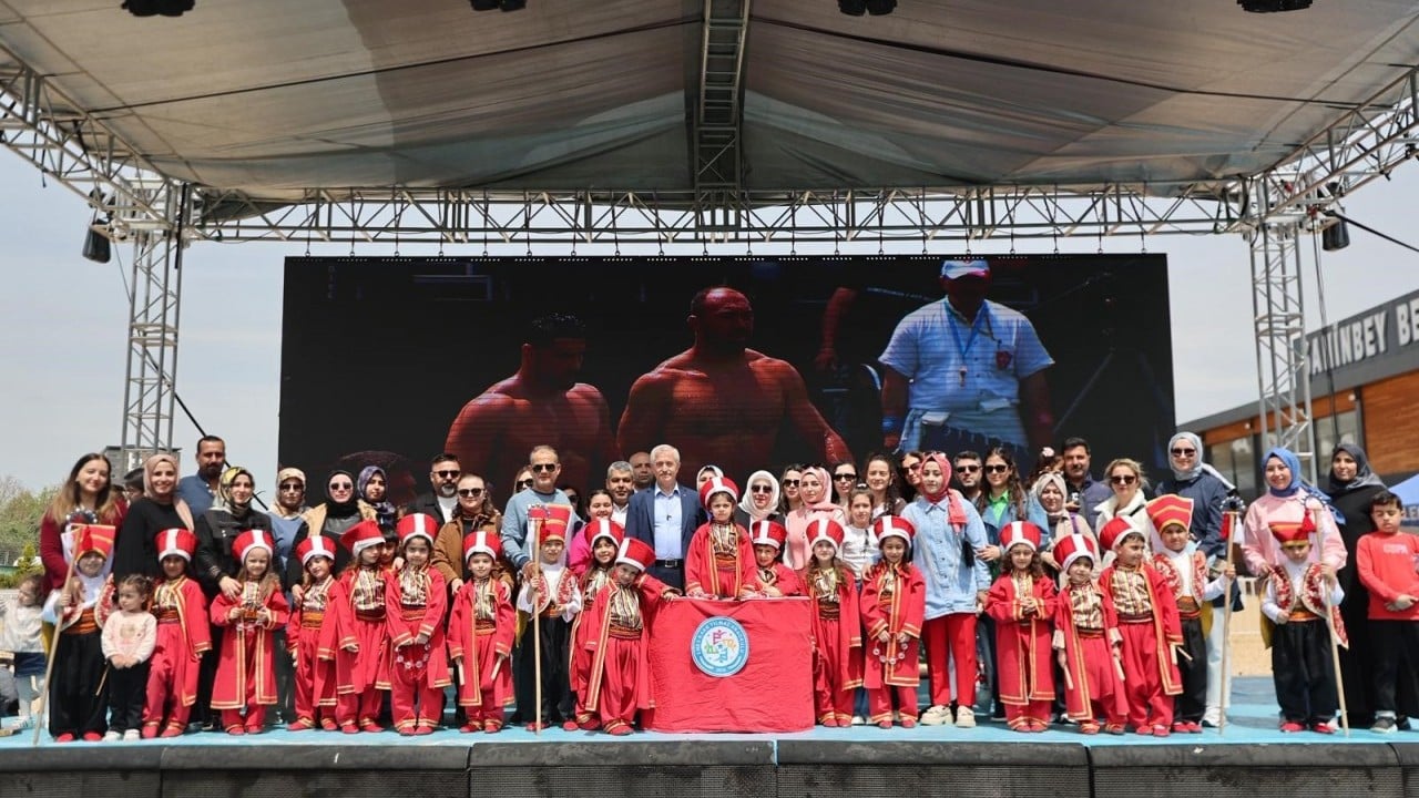 Foto - Aman hazımsız CHP’liler görmesin! Sırt döndükleri vatan evlatları şov yaptı