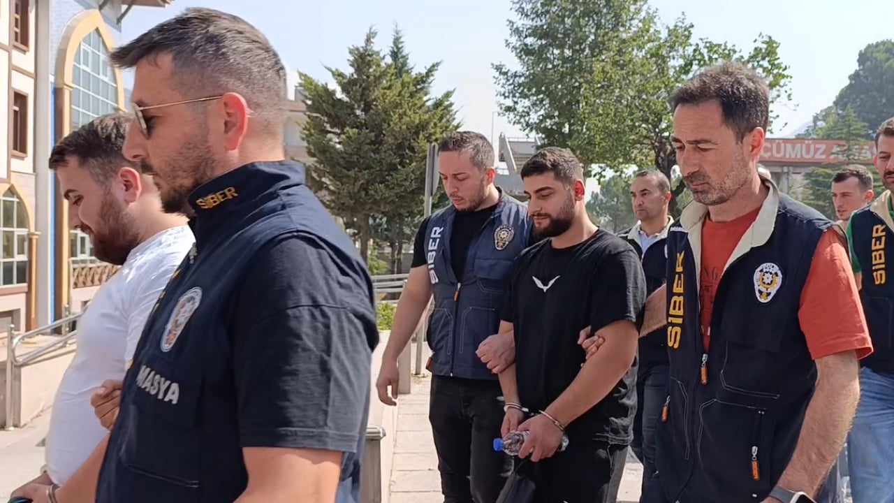 Foto - Amasya’da 14 tutuklama! Siber dolandırıcılık çetesine operasyon