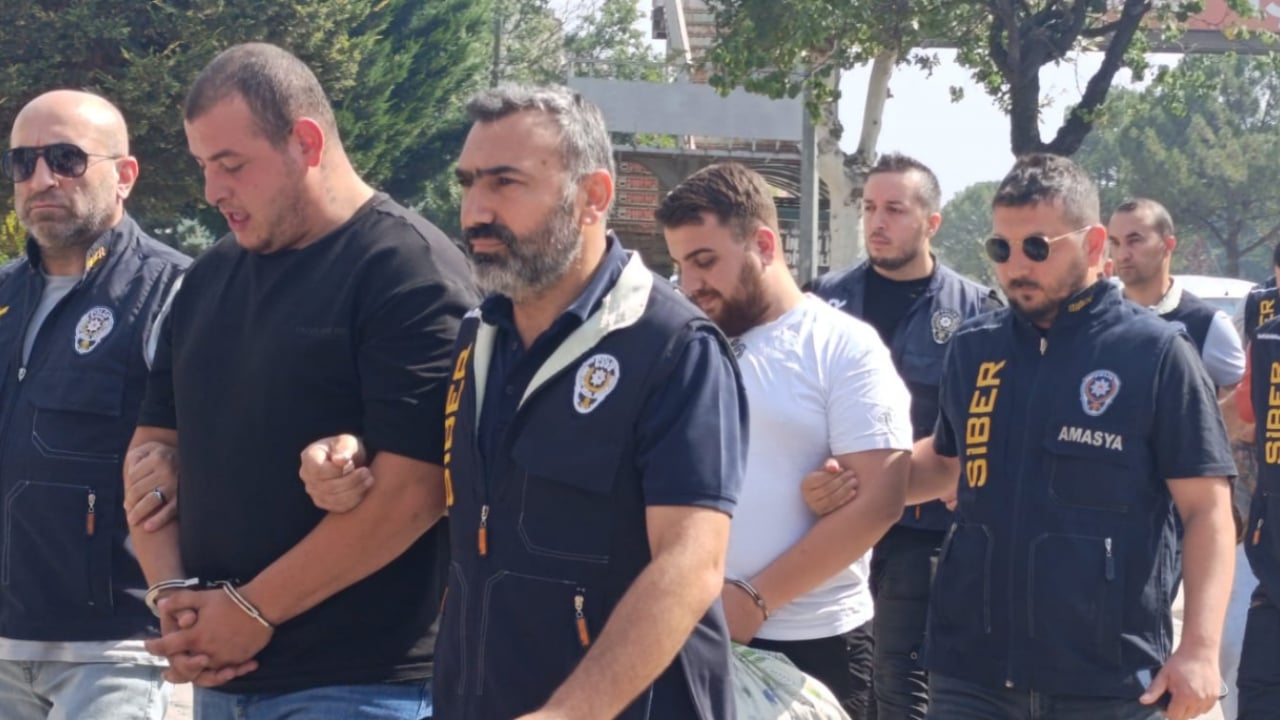 Foto - Amasya’da 14 tutuklama! Siber dolandırıcılık çetesine operasyon
