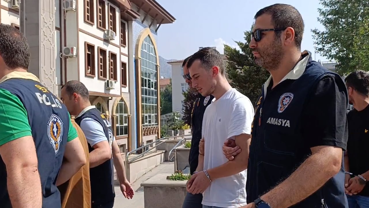 Foto - Amasya’da 14 tutuklama! Siber dolandırıcılık çetesine operasyon