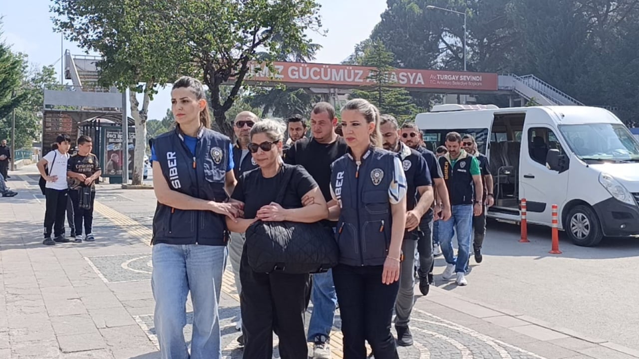 Foto - Amasya’da 14 tutuklama! Siber dolandırıcılık çetesine operasyon