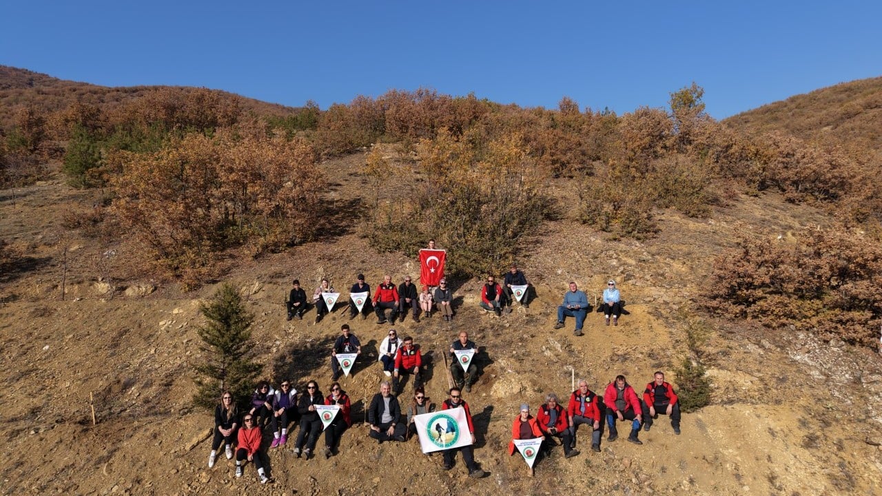 Foto - Amasya'da kargo uçağı şehitlerine vefa: 20 askerin adı dikilen fidanlarda yaşayacak