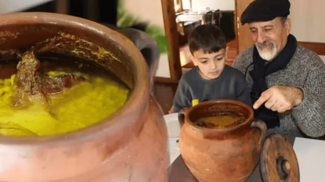 Amasya'nın 2500 yıllık lezzeti: Pişirmesi 12 saat sürüyor!