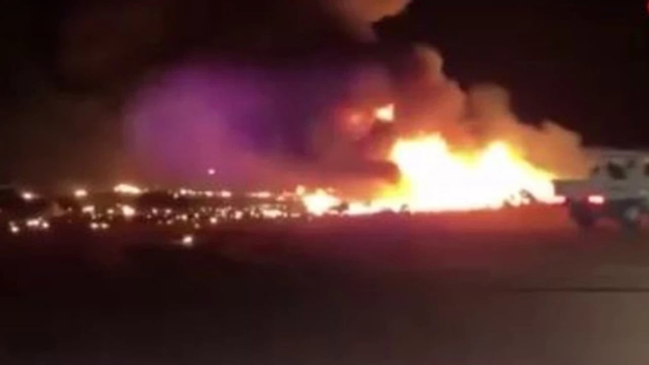 Ambulans helikopter, askeri üsse düştü: 5 ölü