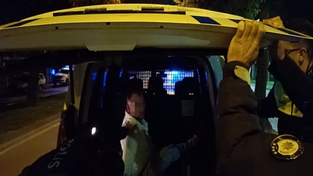 Foto - 'Amcam MİT'te' dedi, polis paketledi