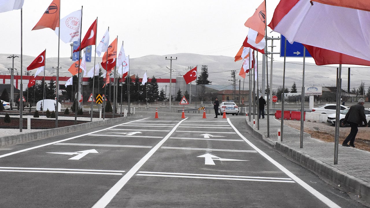 Foto - Anadolu’ya bir mühür daha! Stratejik yol hizmete açıldı