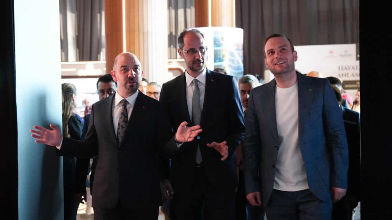 Foto - Anahtar Fikirler Zirvesi’nde Samed Ağırbaş’tan Yeşil Dönüşüm Mesajı: Rekabetin Yeni Anahtarı Sürdürülebilirlik